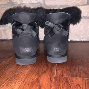 UGG Mini Bailey Bow II black boots, size 11